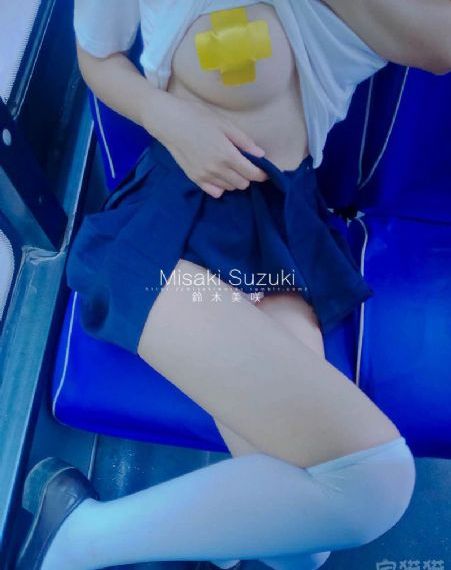 网红美女国产在线观看_720在线手机播放