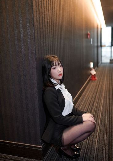一边什么一边什么写一句话_蓝光免费观看最新