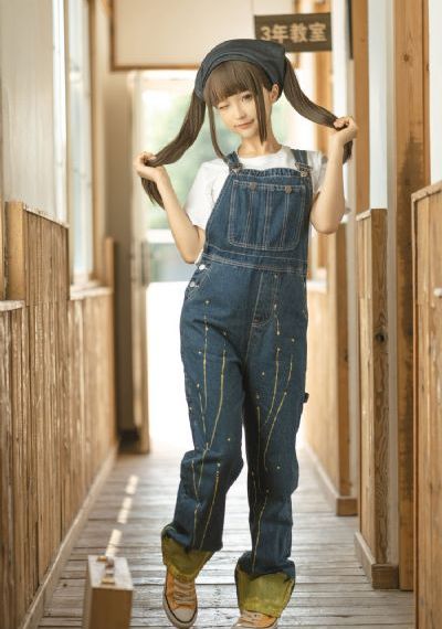 日韩迷人长发美女户外图片_蓝光在线观看电视