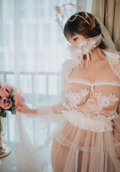 欧美短发女模特图片_高清电影-免费完整版