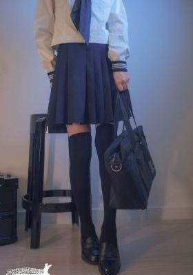 久久亚洲欧美日本精品_免费高清日本成人在线